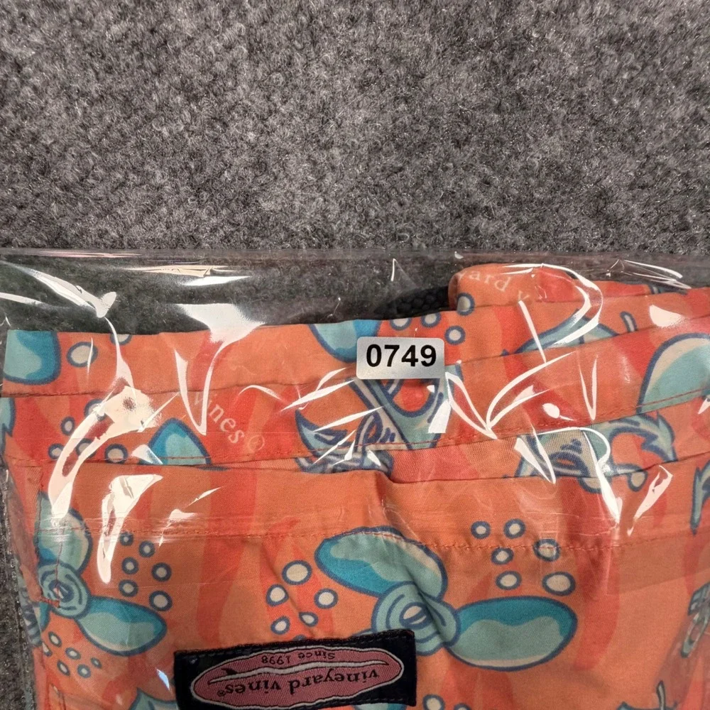 Vineyard Vines Mens Swim Trunks Medium Orange Anchor Propeller Board Shorts 0749